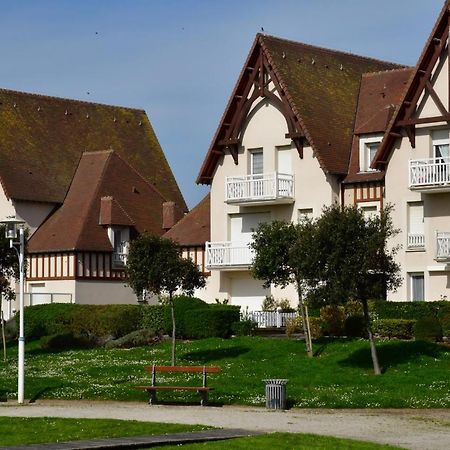 Appartement près du port centre et plage - Vue mer Courseulles-sur-Mer Esterno foto