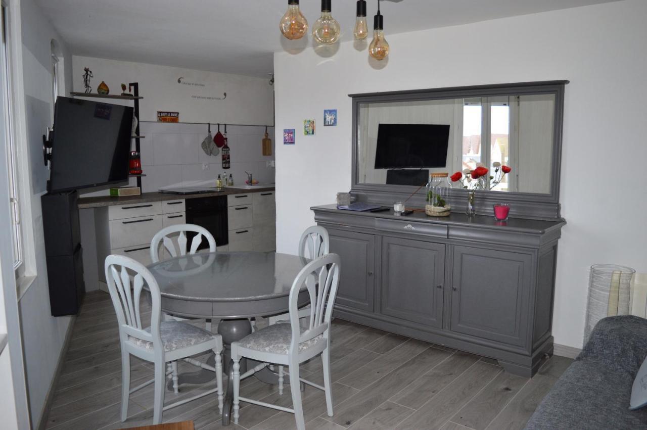 Appartement près du port centre et plage - Vue mer Courseulles-sur-Mer Esterno foto