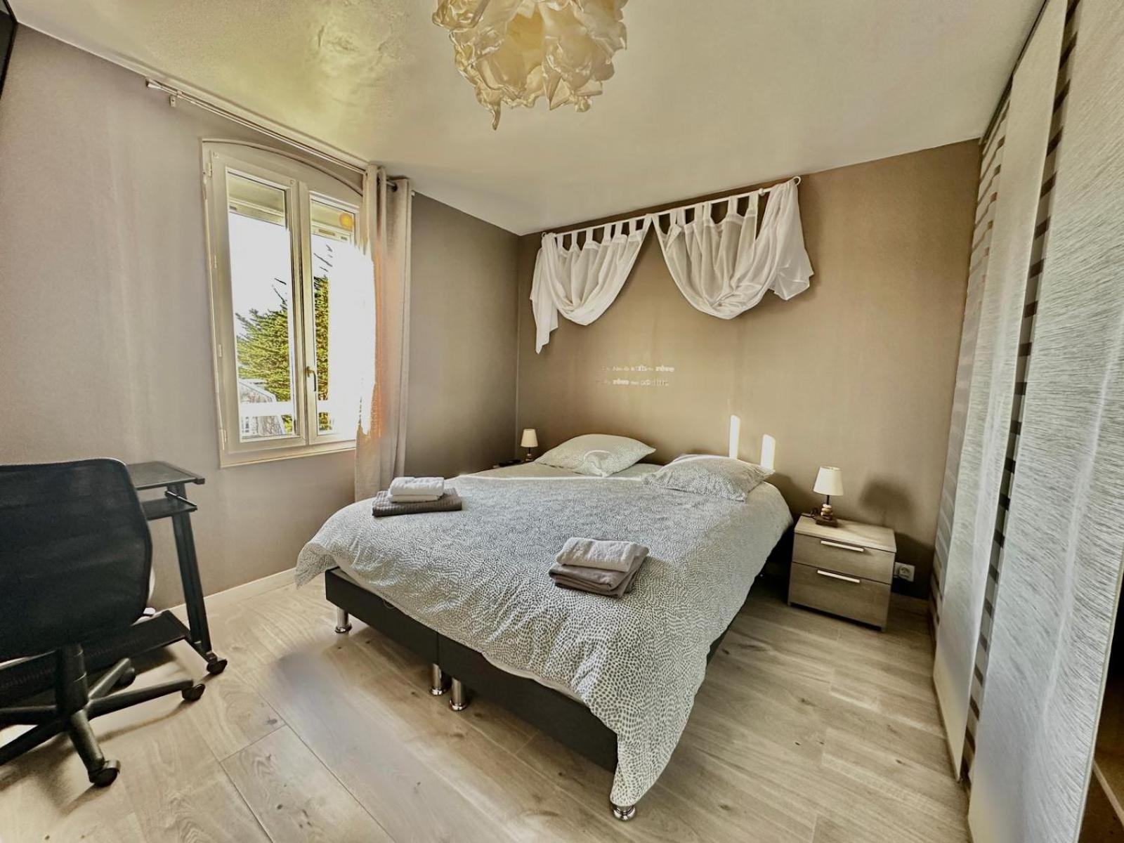 Appartement près du port centre et plage - Vue mer Courseulles-sur-Mer Esterno foto